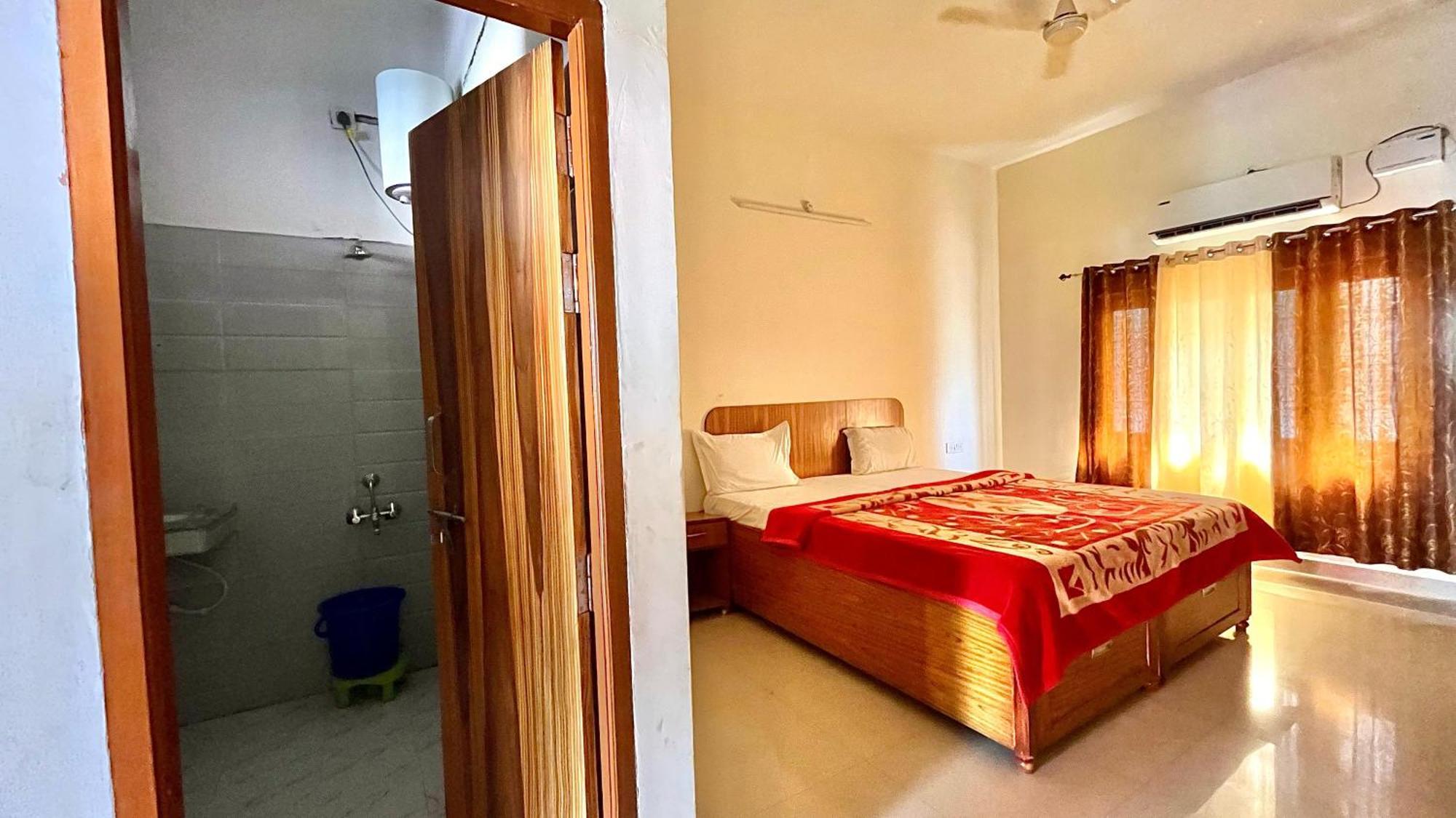 Aditya Palace Orchha Extérieur photo