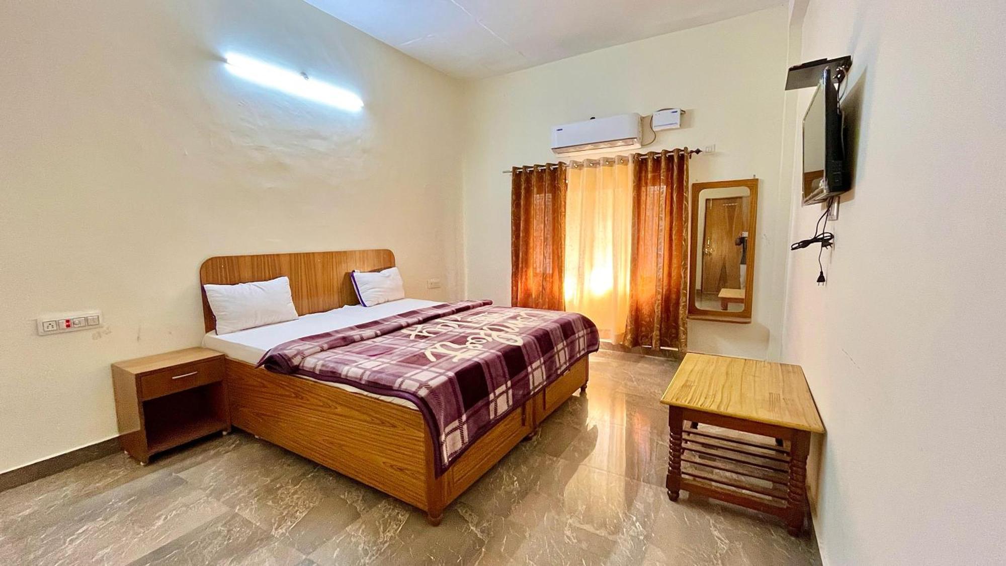 Aditya Palace Orchha Extérieur photo