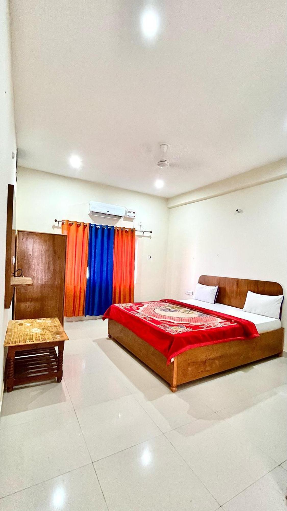 Aditya Palace Orchha Extérieur photo
